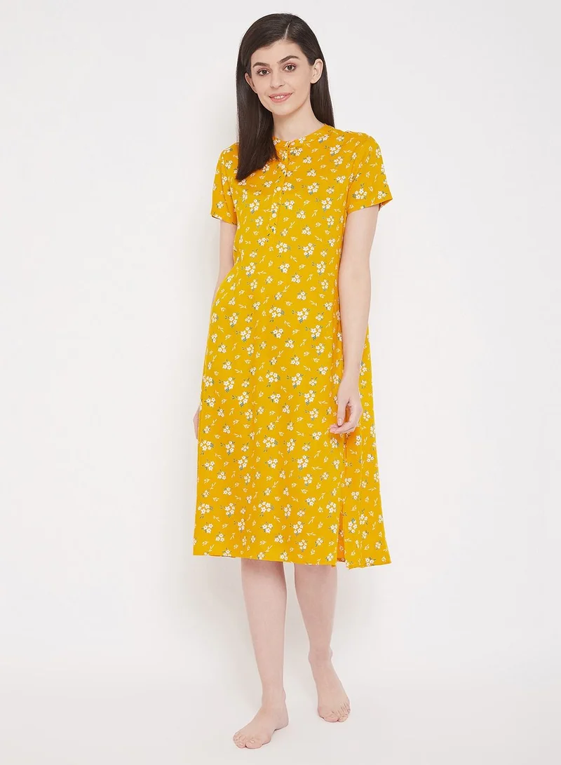 كلوفيا Clovia Pretty Florals Mid Length Nightdress With Side Slits In Yellow - Rayon