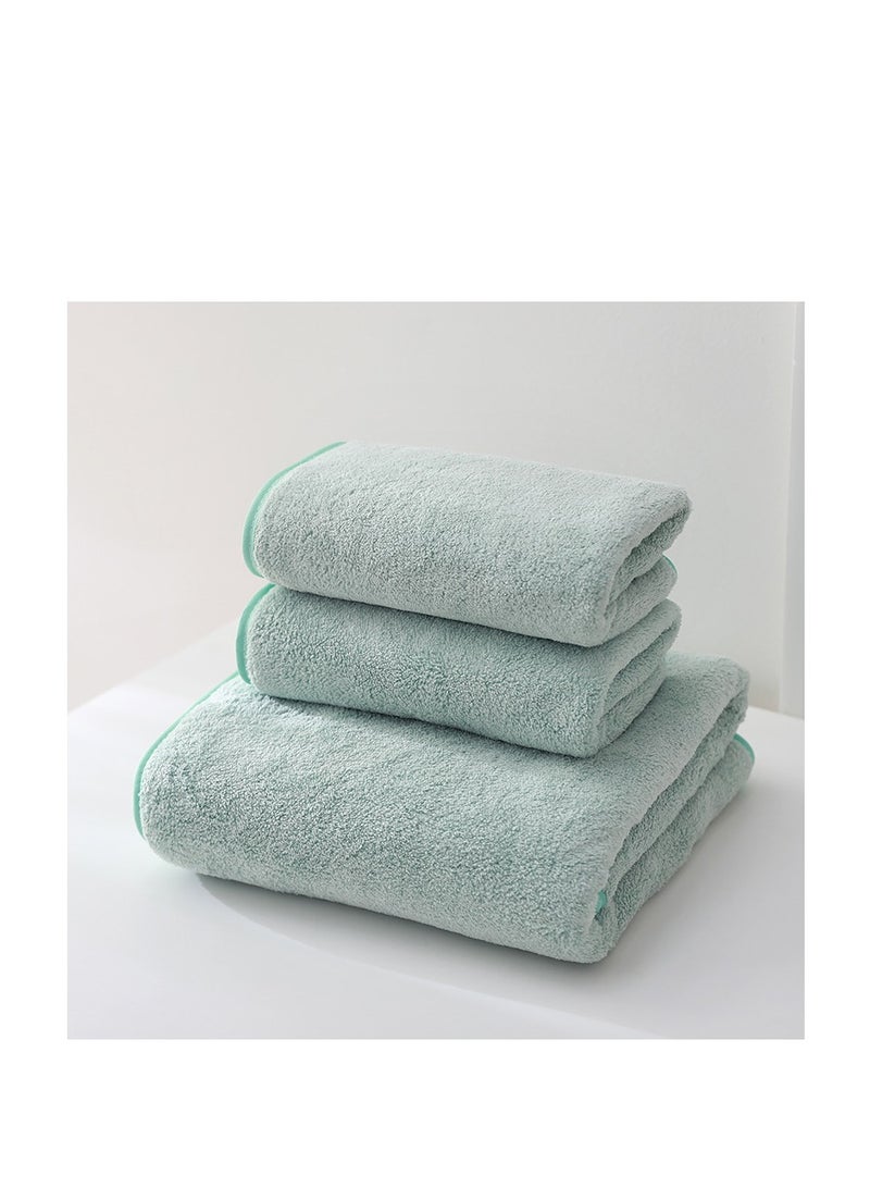 الأزرق جي دبليو مجموعة من ثلاث قطع من مناشف الحمام الناعمة