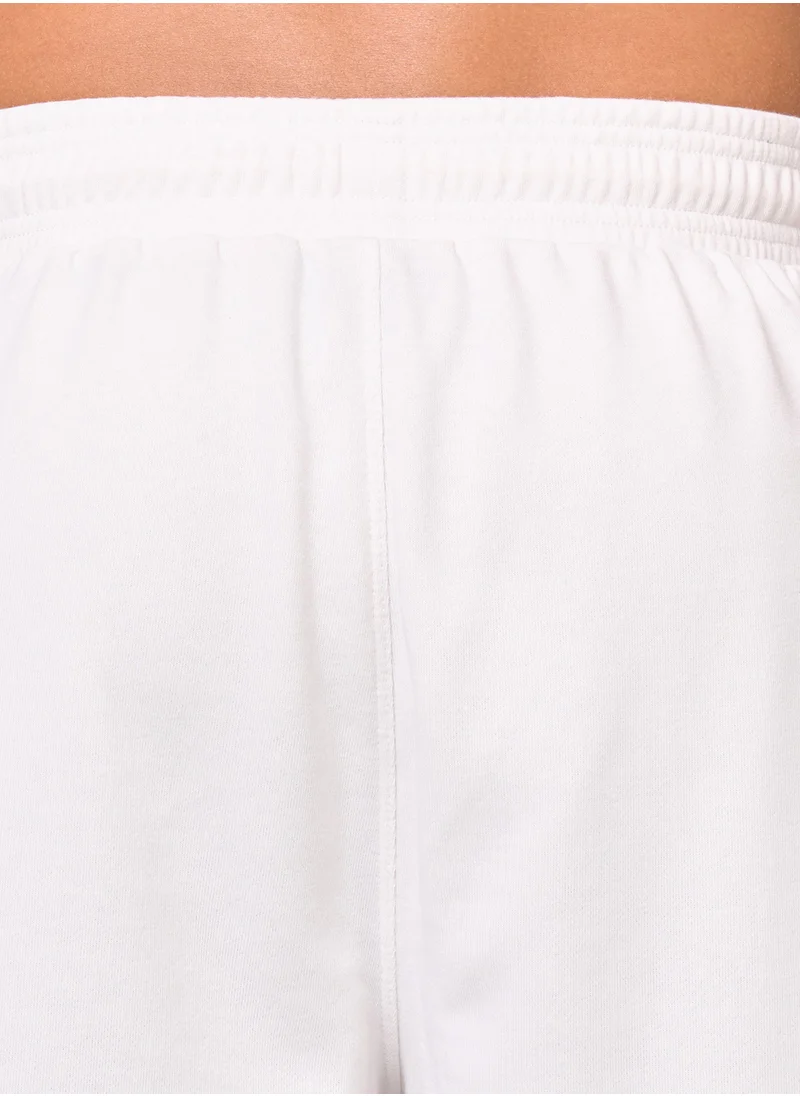 سكوات وولف Essential 7" Relaxed Shorts
