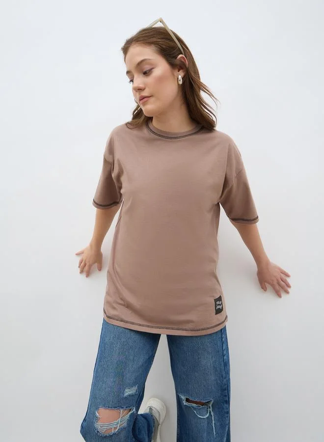 Styli Badge Slogan Print Oversized T-Shirt