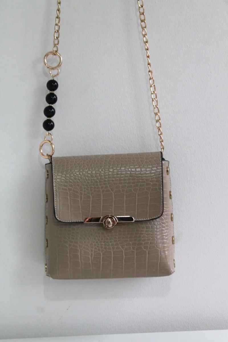 Emtory Home Black Beaded Stone Detailed Gold Spring Bag Strap Extender Accessory