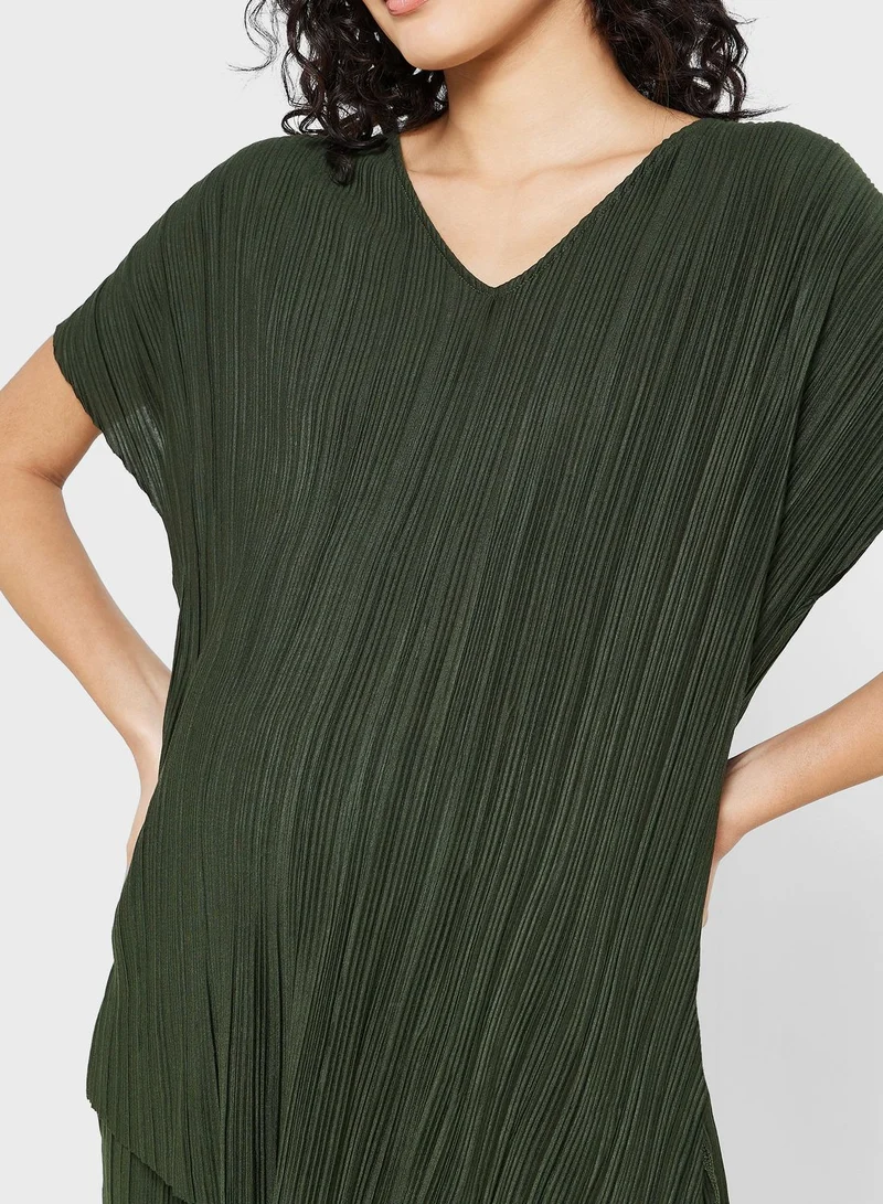 Only Maternity V-Neck Plisse Top