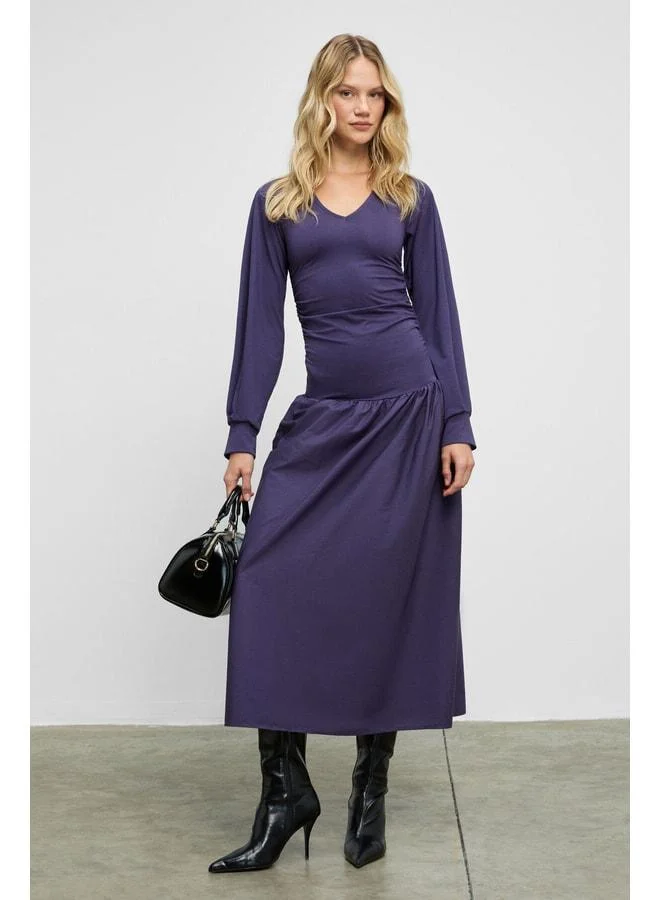 GRIMELANGE YOKEND Women's V‑Neck Dress with Ruffle Detail, Stretch‑Fabric Skirt, Poplin Purple Dress.