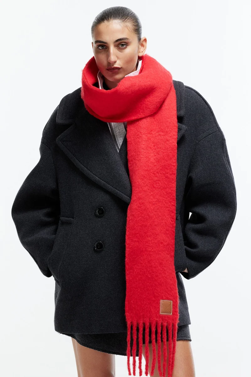 H&M Fluffy scarf