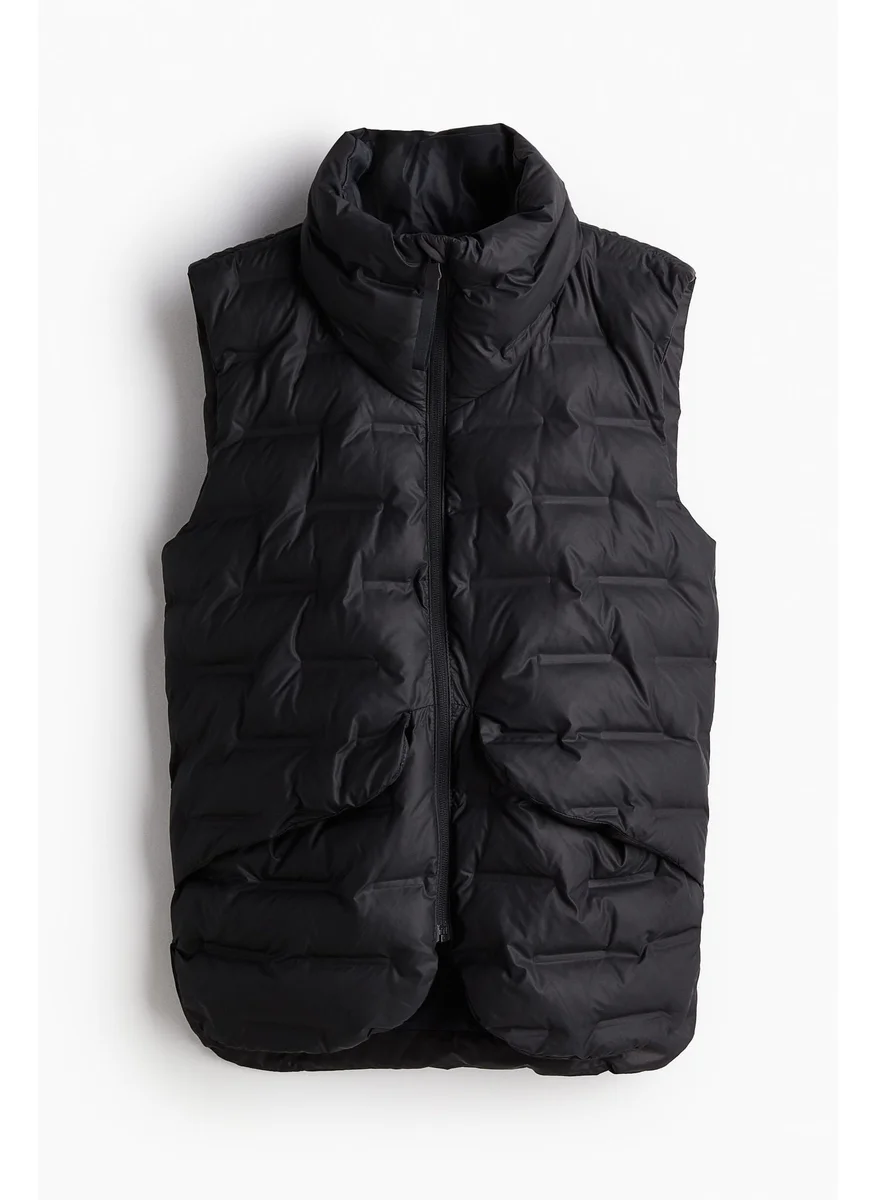 H&M Thermomoveâ„¢ Quilted Gilet