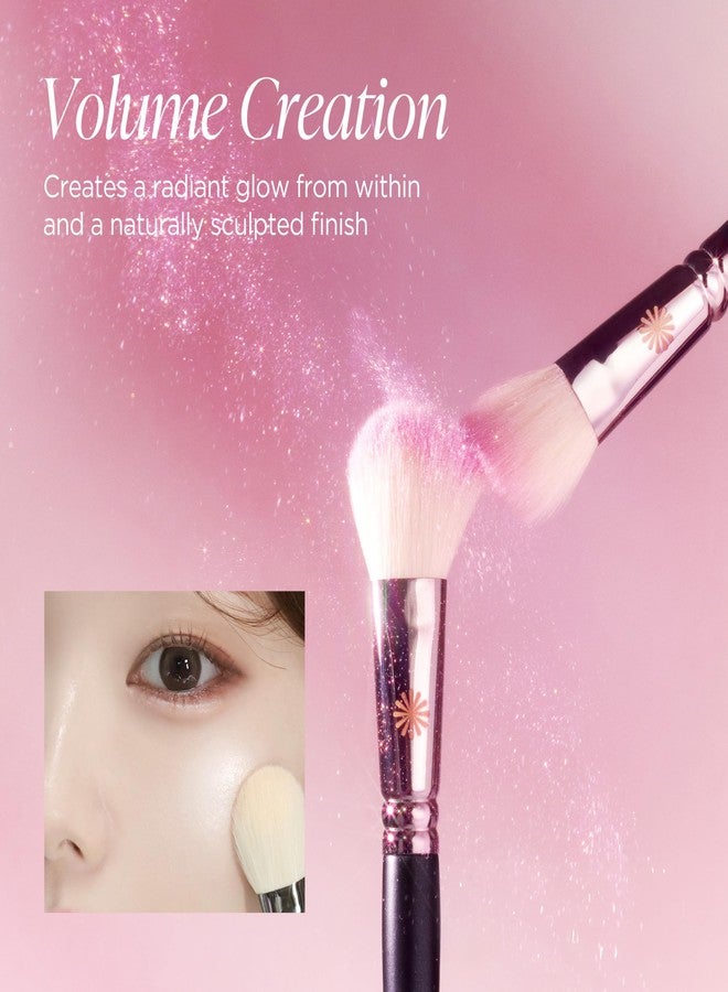 Piccasso 116 Highlighter Brush - Soft Goat Hair Makeup Brush for Face, Ideal for Highlighting Cheekbones, Nose, and Jawline, Fluffy Blush Brush for Natural Glow, Professional Korean Beauty - Image 2