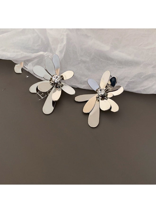 KUYING New Style Light Luxury Fashion Earrings