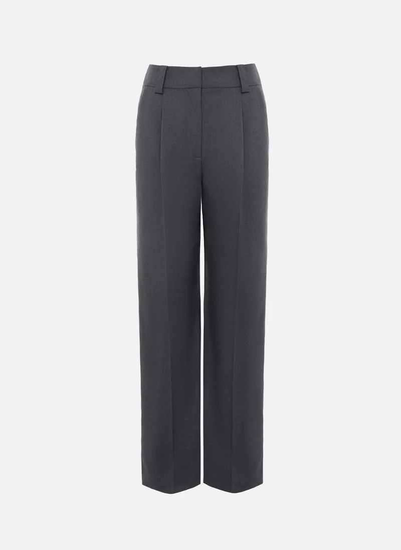 ليتشي بنطال بقصة مستقيمة مع طيات وتجاعيد مخيطة