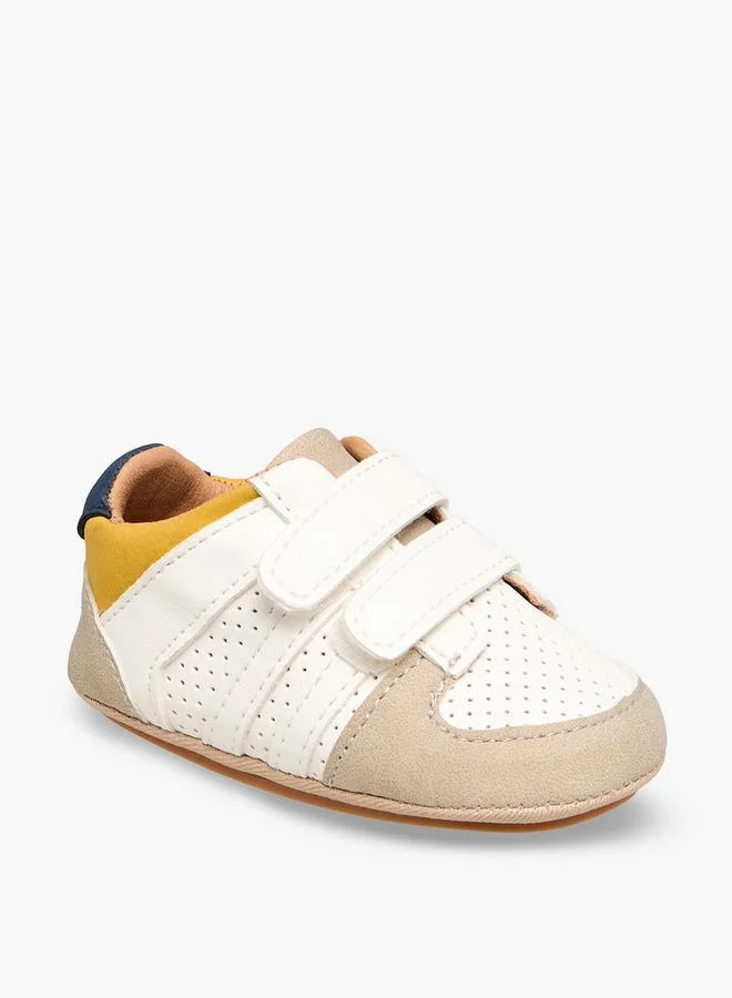 بيرفيت أحذية بوت بكبش وحلقة وإغلاق، تفاصيل لوحة