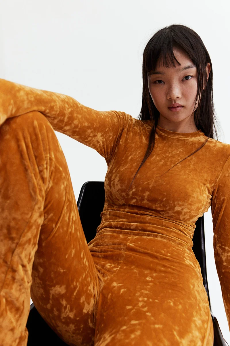 H&M Crushed velour top