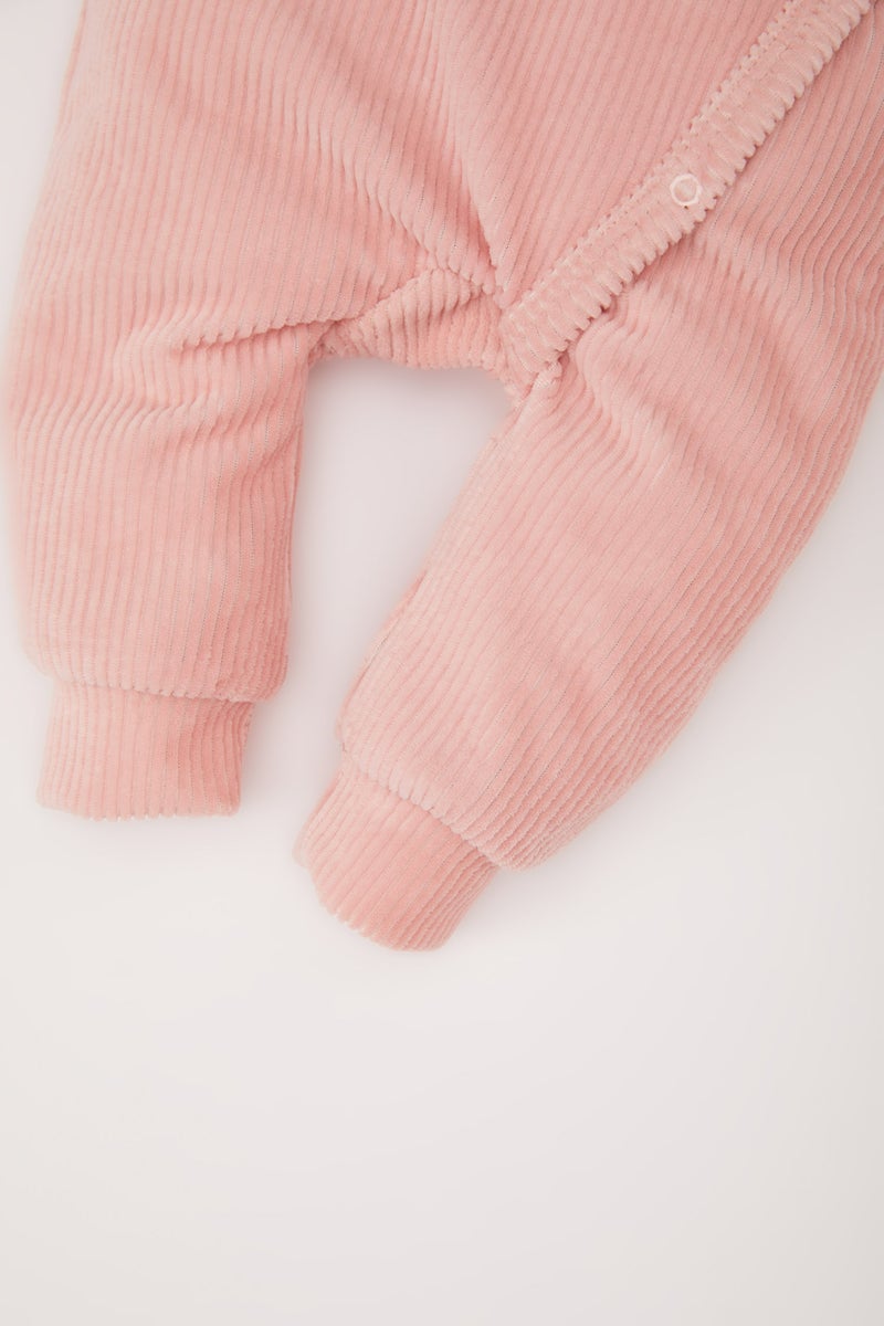 DeFacto Baby Girl Newborn Christmas Themed Velvet Jumpsuit - Image 5