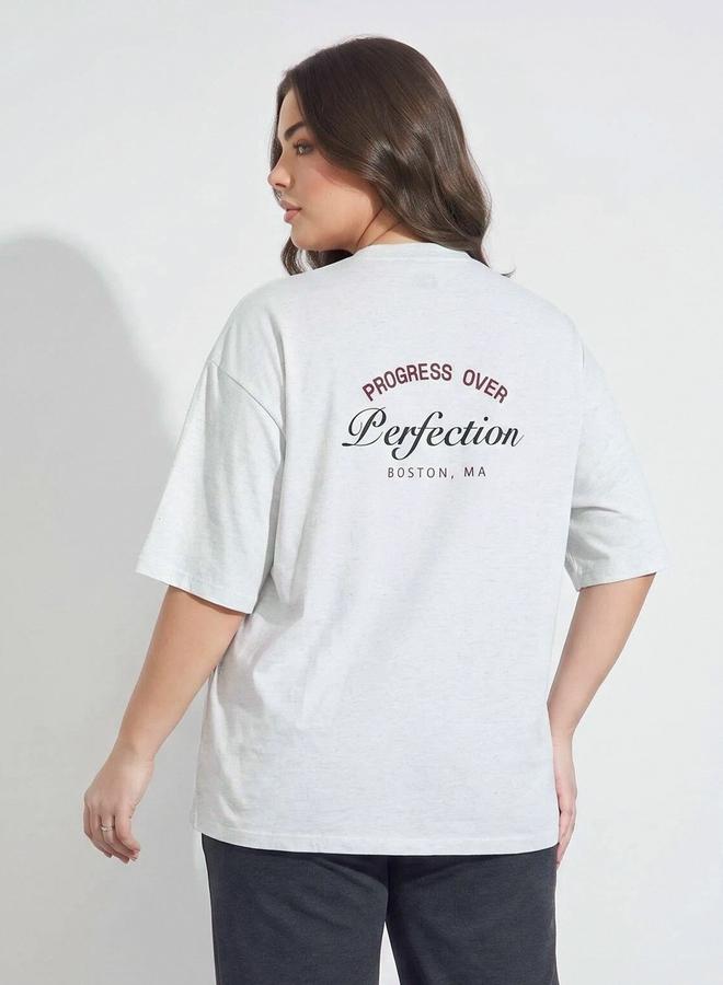 Styli Plus Size Grey Slogan Print Oversized T-Shirt - Image 5