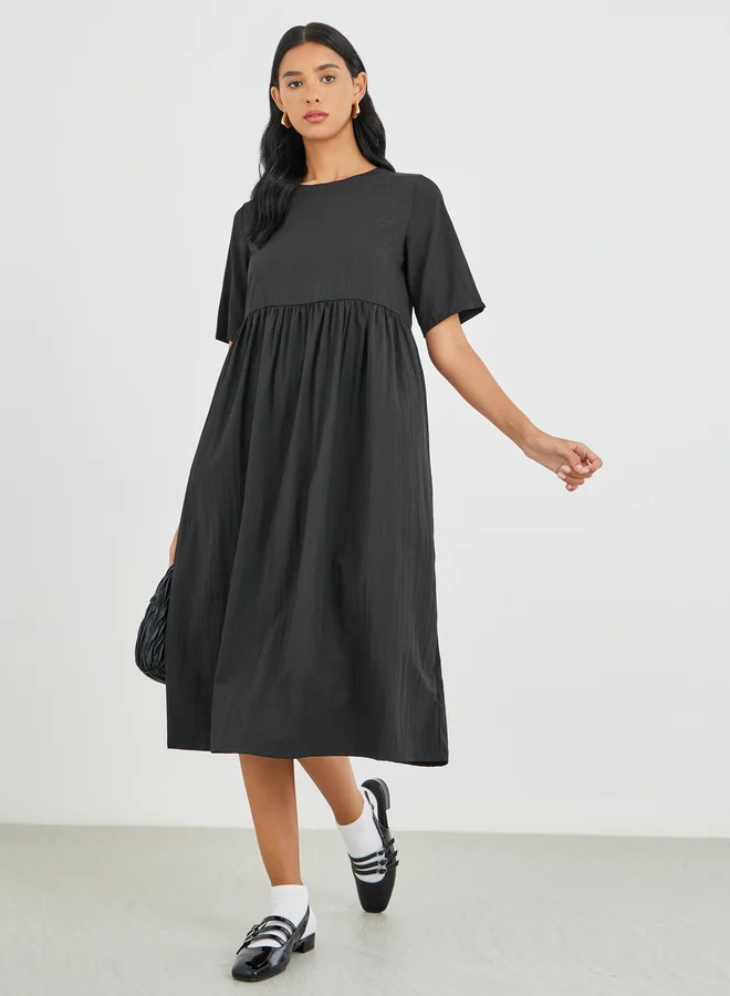 Take Two Take Two Solid Short Sleeve Round Neck A-Line Midi Dress