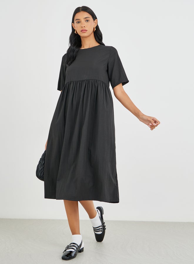 تايك تو فستان ميدي - بأكمام قصيرة ورقبة مستديرة - Image 1