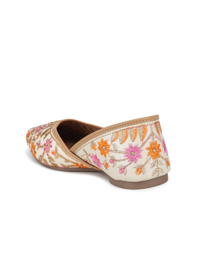 She Zone Cream Ethnic Mojaris Flats for Women - Image 3