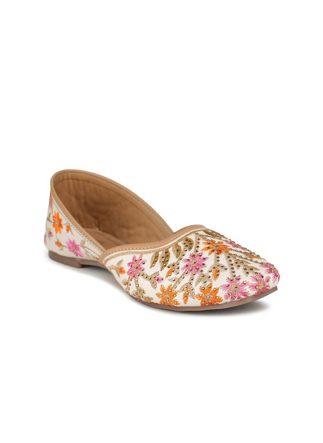 She Zone Cream Ethnic Mojaris Flats for Women - Image 2