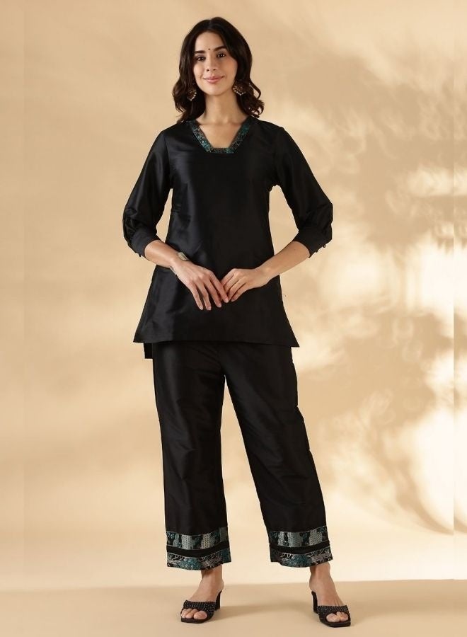 Abhishti High-low kurta with broad straight pants with brocade details - Image 1