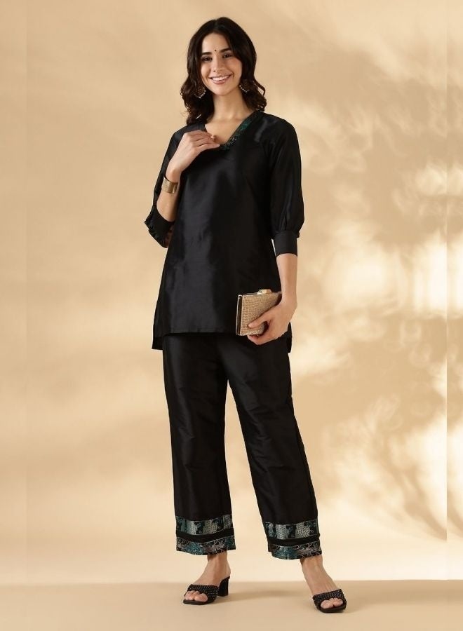 Abhishti High-low kurta with broad straight pants with brocade details - Image 4