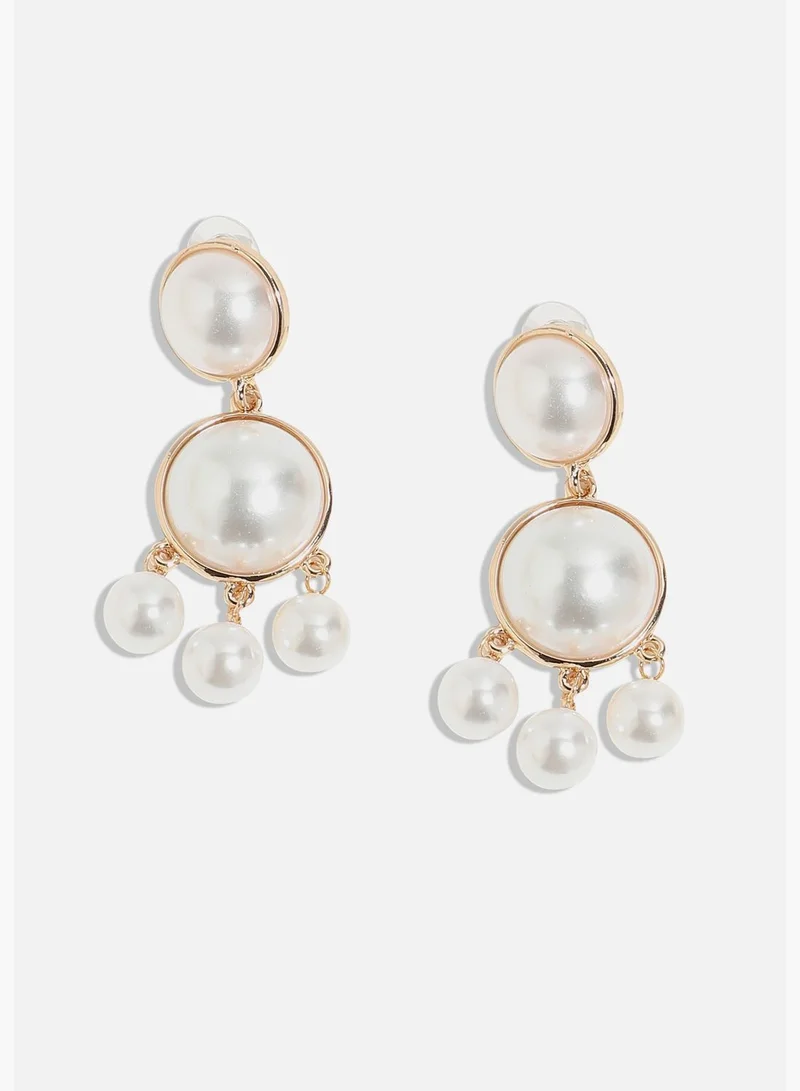 SOHI Gold Plated Pearls Western Wear Drop Earring For Women