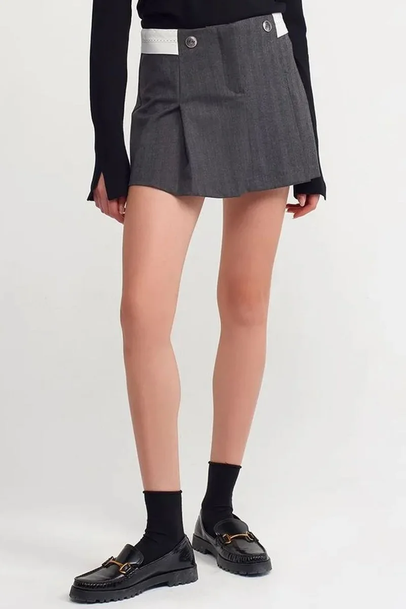 DILVIN High-Waist Pleated Mini Skirt With Belt