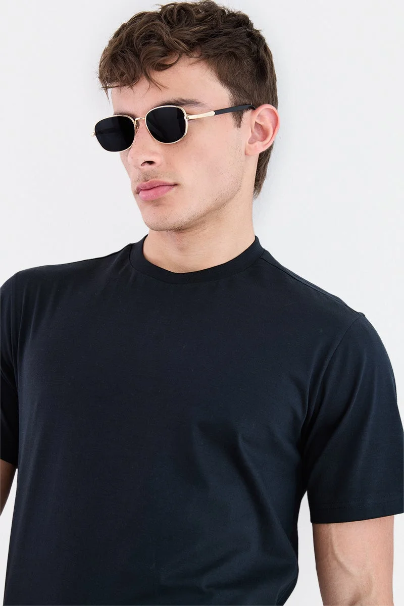 سنيتش Black Solid Half Sleeve Regular Fit Casual Luxe T-Shirt