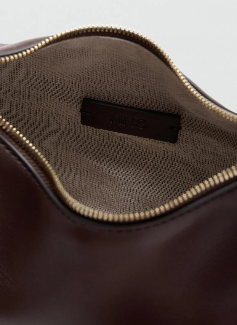 مانجو Oval hand bag