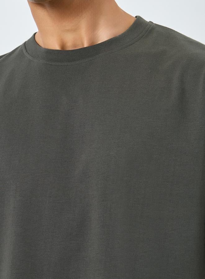 Styli Oversized Back Printed Jersey T-Shirt - Image 4