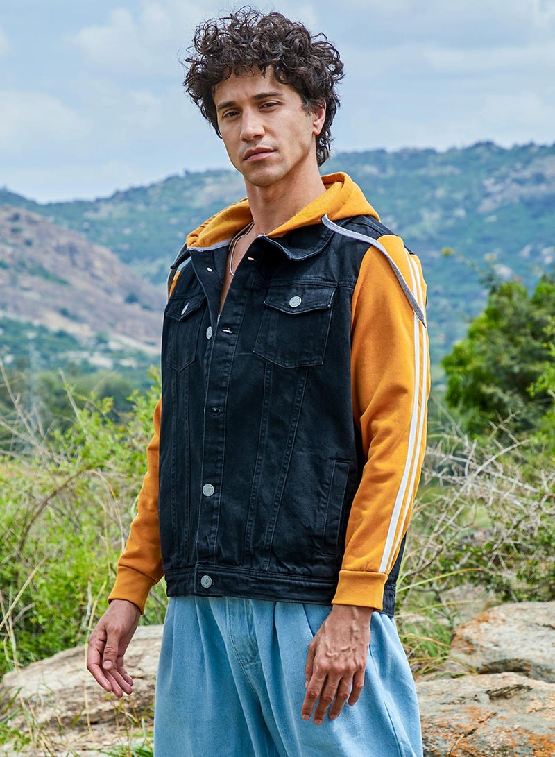كامبوس سوترا Men's Blue & Mustard Yellow Medium-Wash Denim Jacket With Sweatshirt Sleeve  - Image 3
