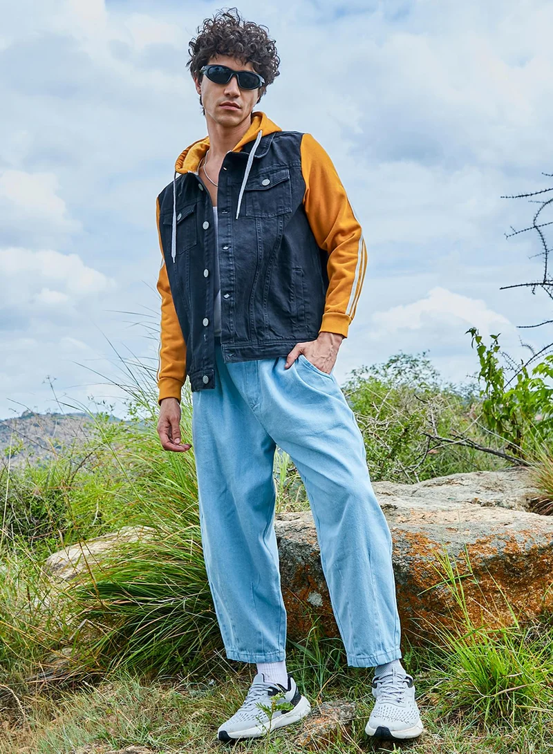 كامبوس سوترا Men's Blue & Mustard Yellow Medium-Wash Denim Jacket With Sweatshirt Sleeve