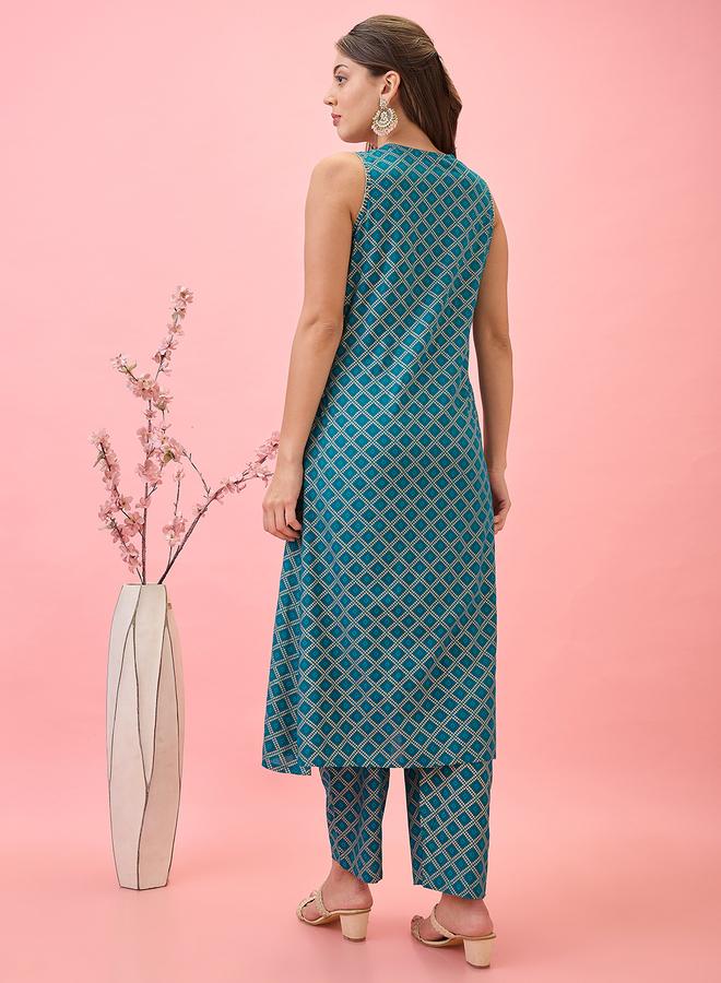 globus Threadwork Detail V Neck A-Line Workwear Kurta and Pants Set - Image 3
