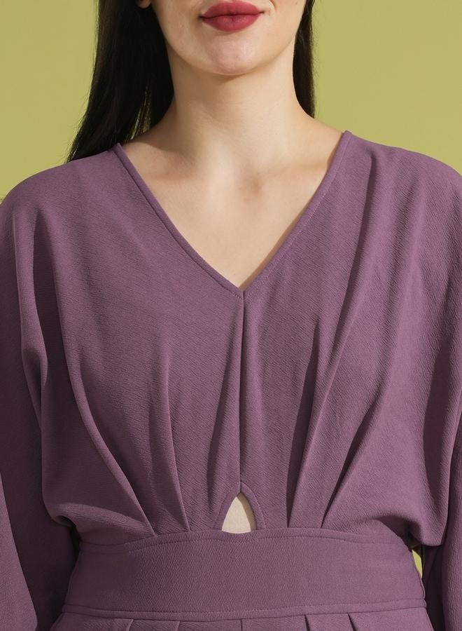 globus Globus Solid V-Neck Batwing Sleeves Cut-Out Pleated Jumpsuit - Image 4
