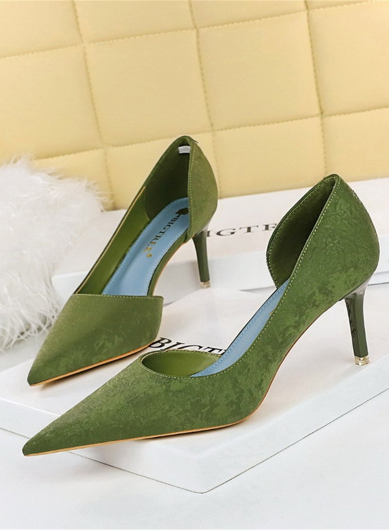 BIGTREE حذاء بكعب رفيع مجوف من الجانب بتصميم أوروبي وأمريكية بطول 7.5 سم مع قماش رقيق وفم ضحل مدبب باللون الأخضر - Image 1