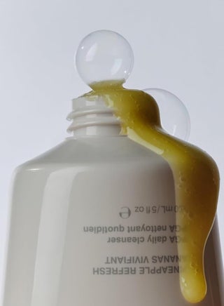 Gentle Daily Cleanser with Pineapple & PGA to Purify, Exfoliate & Refresh Skin – 40ml - view 2