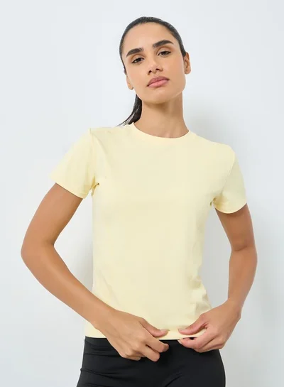 Styli Active Contour Stitch Detail Fitted Short Sleeve Top