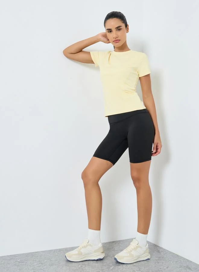 Styli Active Contour Stitch Detail Fitted Short Sleeve Top