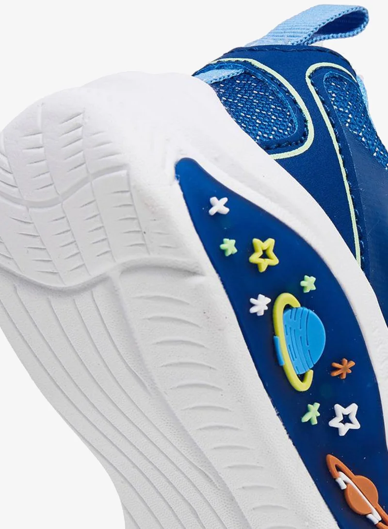 JUNIORS Boys' Space Print Sneakers