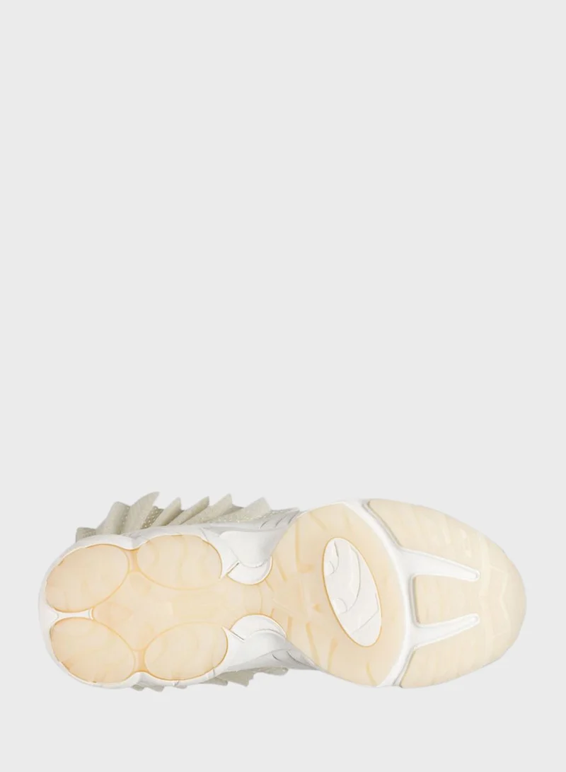 ريبوك Dmx Ruffle