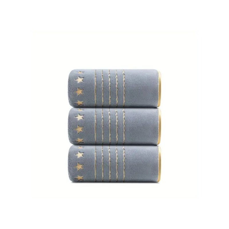 طقم فوط استحمام مخملية مرجانية مطرزة خماسية 3 قطع أرجوانية 27.56X55.12 بوصة عالية الامتصاص سريعة الجفاف - Image 1