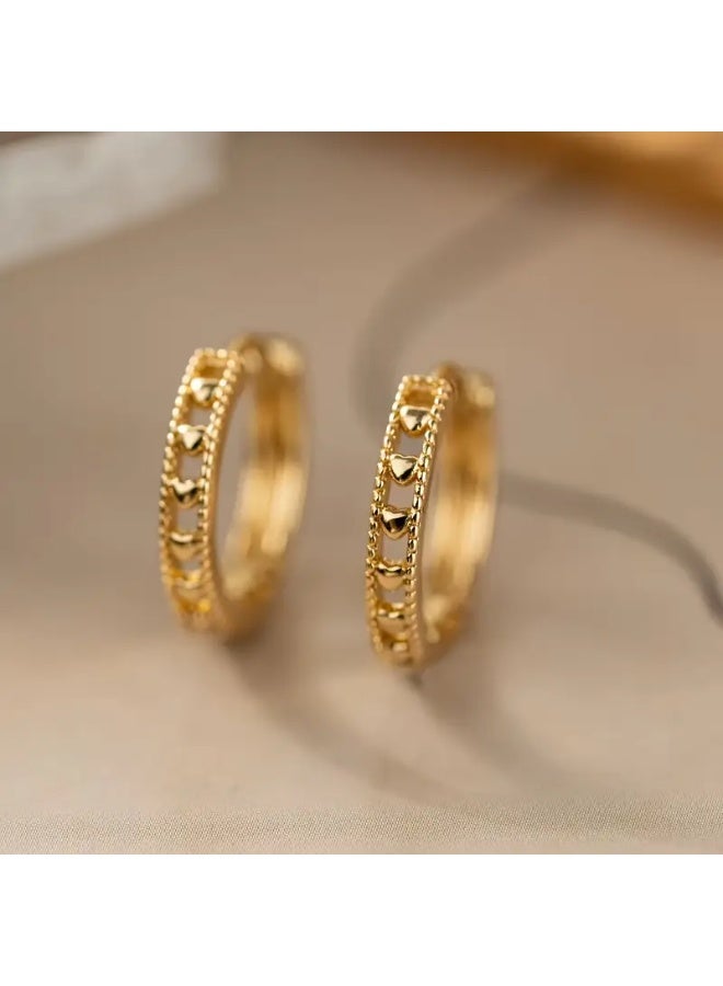 aeen 18K Gold Plated Vintage Heart-Pattern Hoop Earrings for Women – Elegant Golden-Tone Huggies, Perfect for Daily Wear & Parties - Image 5