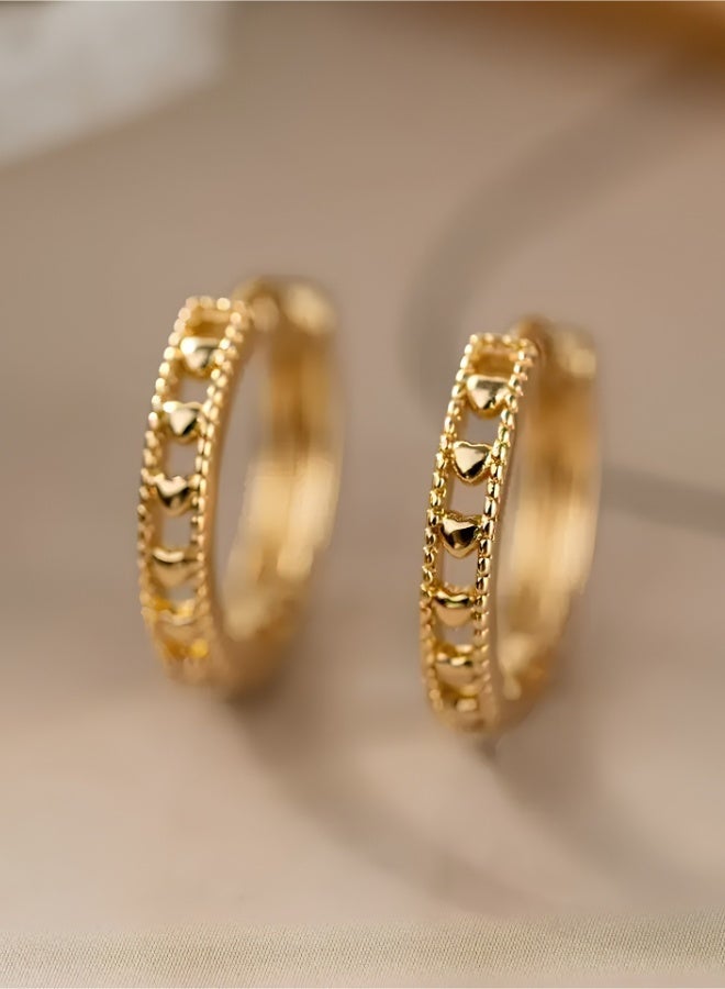 aeen 18K Gold Plated Vintage Heart-Pattern Hoop Earrings for Women – Elegant Golden-Tone Huggies, Perfect for Daily Wear & Parties - Image 5