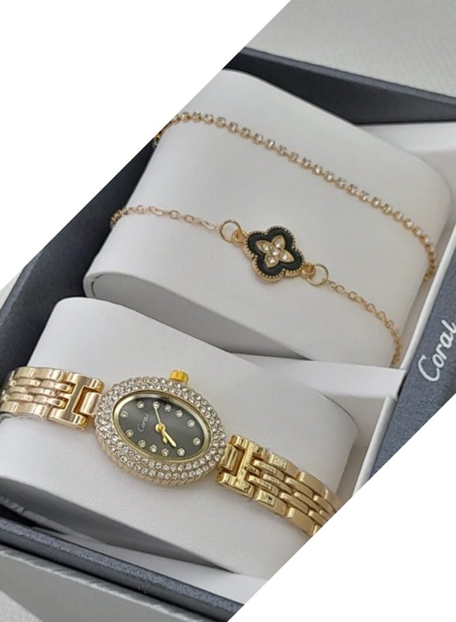 كورال طقم ساعة نسائي  بتصميم انيق مكون من -ساعة - -مع مجموعة اساور