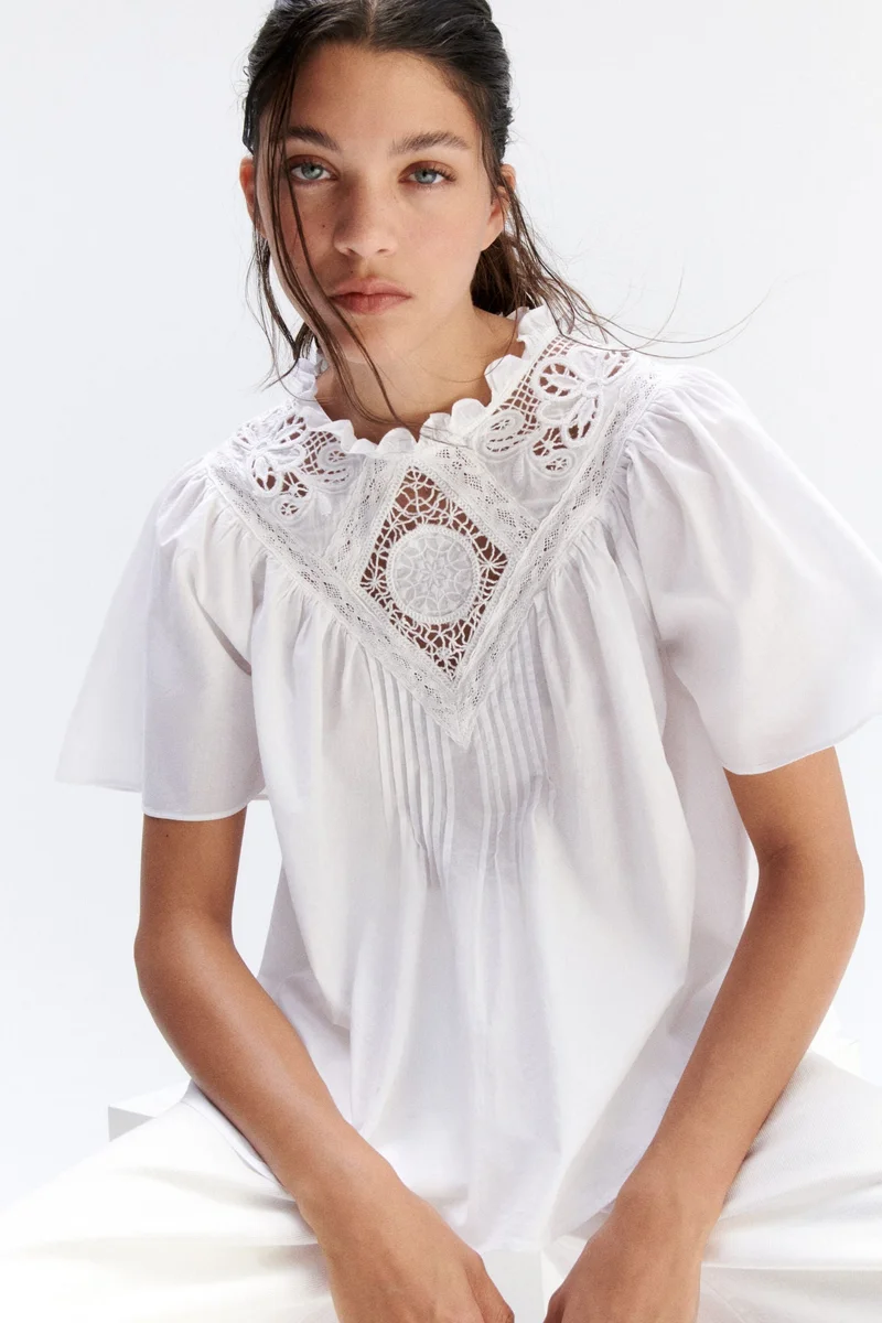 H&M Embroidered cotton blouse