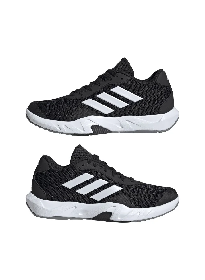 adidas أحذية تدريب نسائية أمبليموف