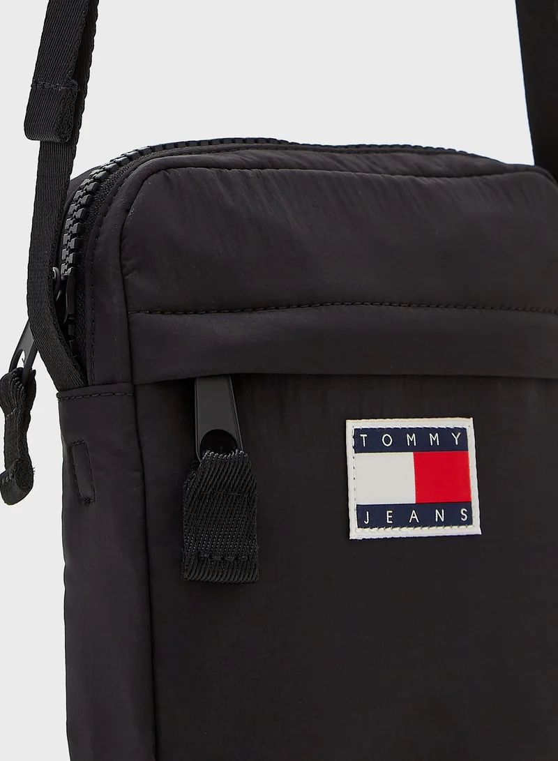 TOMMY JEANS Logo  Reporter Bag