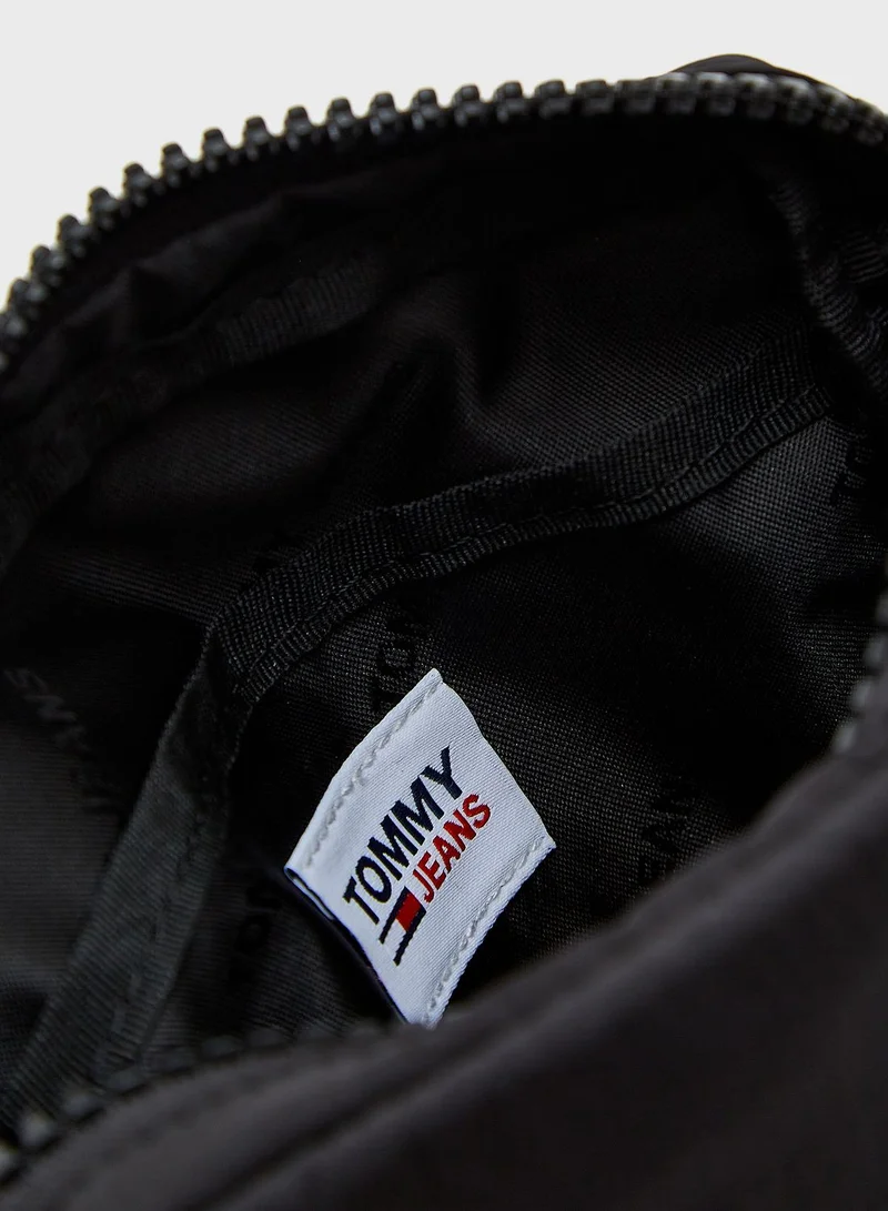 TOMMY JEANS Logo  Reporter Bag
