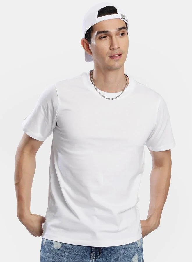 ستايلي Men White Solid T-Shirt By Bene Kleed