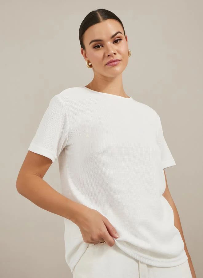 Styli Textured Round Neck Lace Detail T-Shirt with Bow Detail