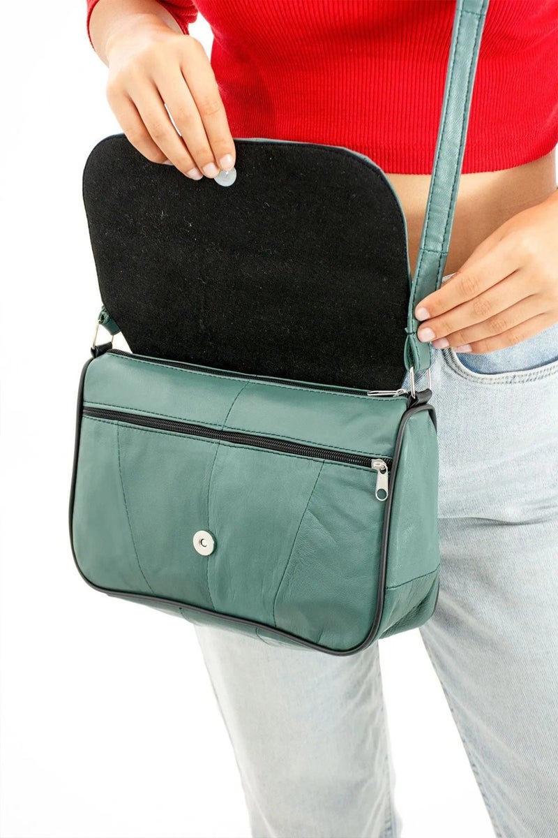 Erzeno Shoulder and Messenger Style Casual Women's Bag  - Image 4
