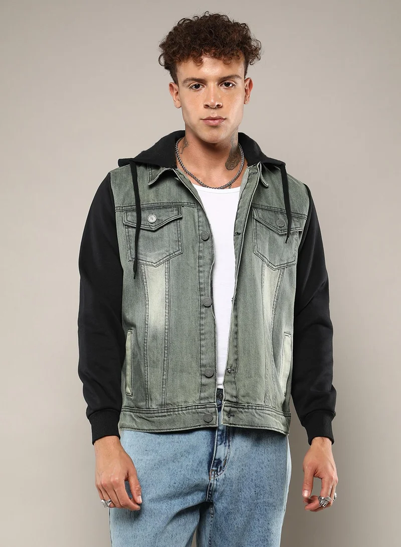 Campus Sutra Men's Grey & Black Light-Wash Denim Jacket With Sweatshirt Sleeve For Casual Wear | Hooded Neck | Long Sleeve | Button Closure | Cotton Jacket Crafted With Comfort Fit For Everyday Wear