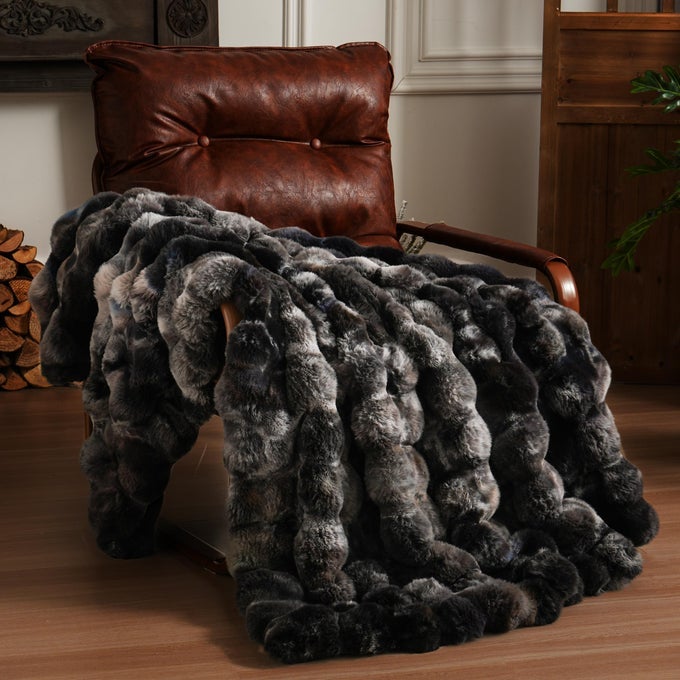 FLUFFY FAUX FUR THROW BLANKET FOR COUCH SOFT PLUSH THICK COZY FUZZY LUXURY MINKY BUBBLE BLANKET FOR HOME LIVING ROOM DECOR GIFT FOR WOMEN TIEDYE GREY 50 X 60 1100GSM